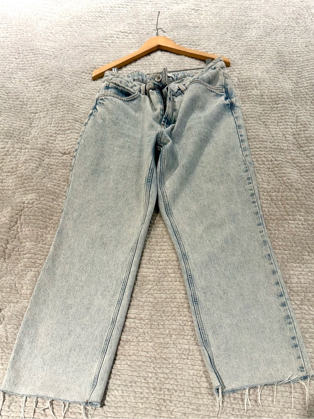 Zara Light Blue Boyfriend Jeans with Frayed Hem